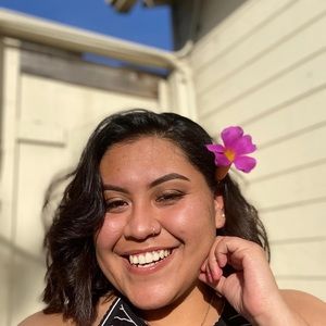 Meet your Posher, Maribel